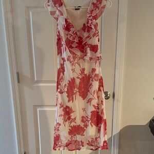 Chic Red Floral Midi Dress